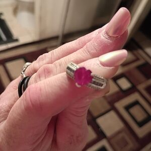 Elegant Silver Ring with Red Heart Gemstone